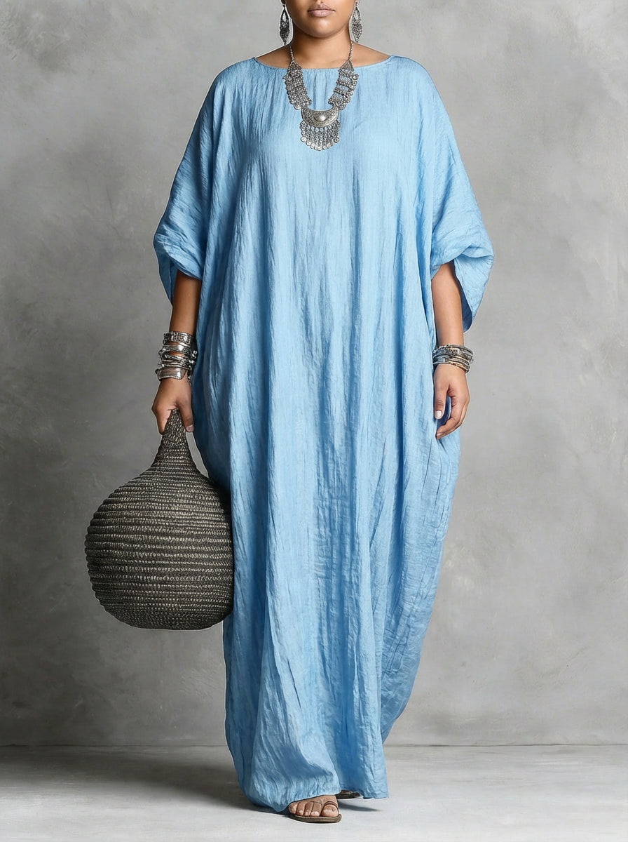 Serena | Oversized Maxi Dress - Plus size model
