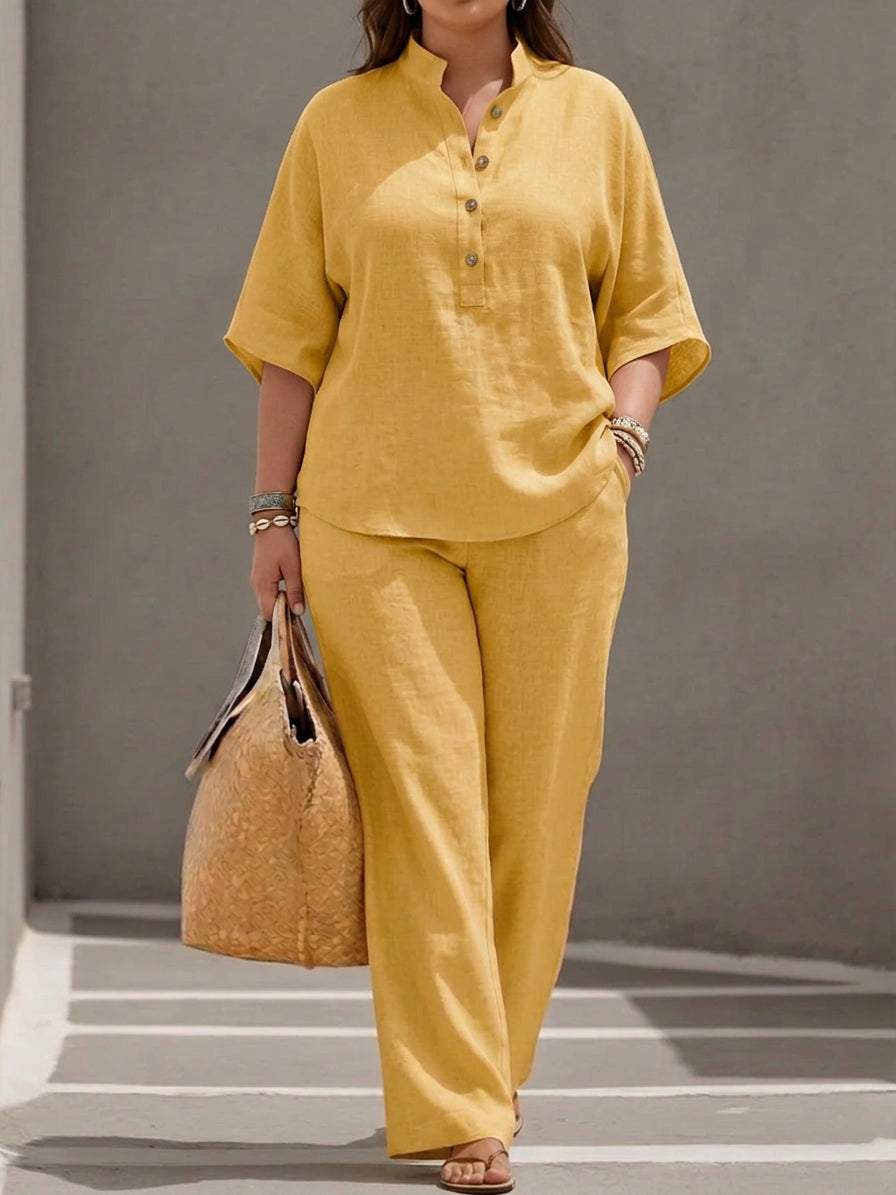 Mariel | Co-ord Set Two-Piece Linen-Effect With Batwing Sleeves & Trousers Flowing - Plus size model