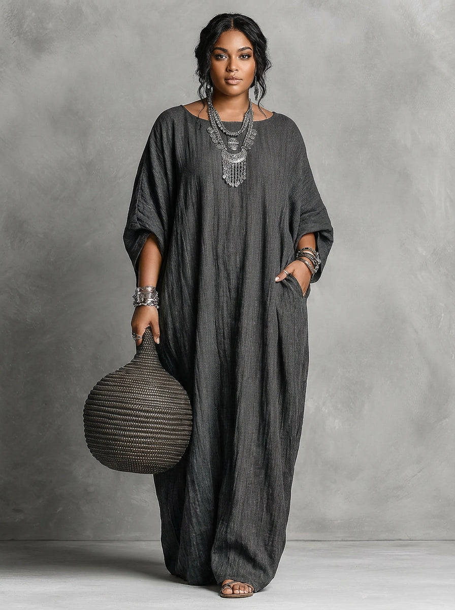 Serena | Oversized Maxi Dress - Plus size model
