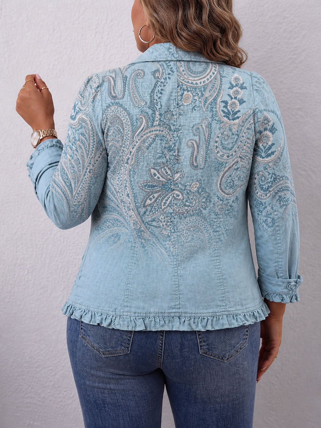 Estrella | Vintage Paisley Print Ruffled Jacket - Plus size model