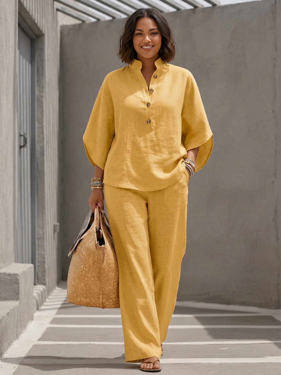 Grace | Classic 2-piece Set - Plus size model