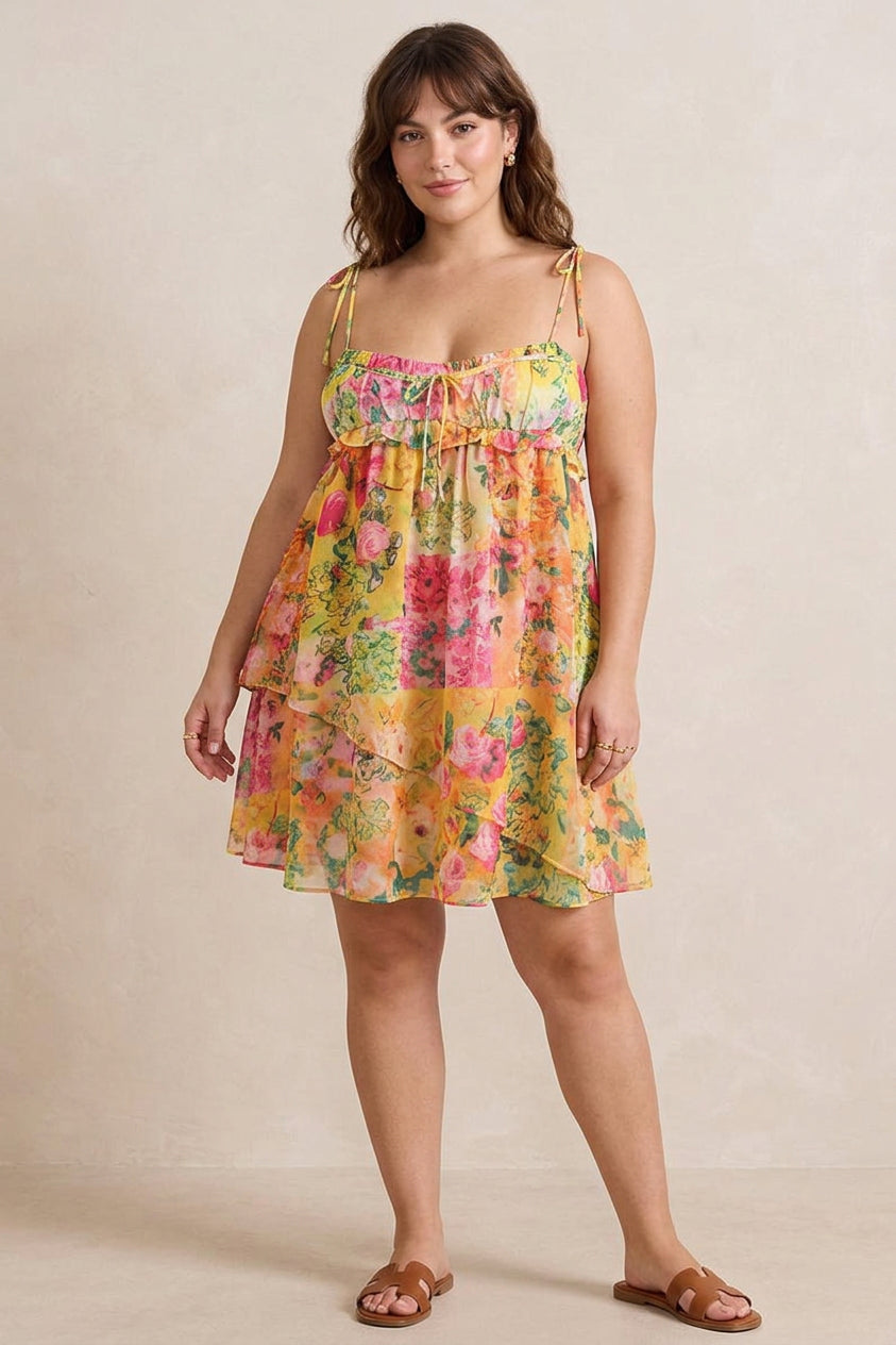 Floral Mini Dress - Plus size model