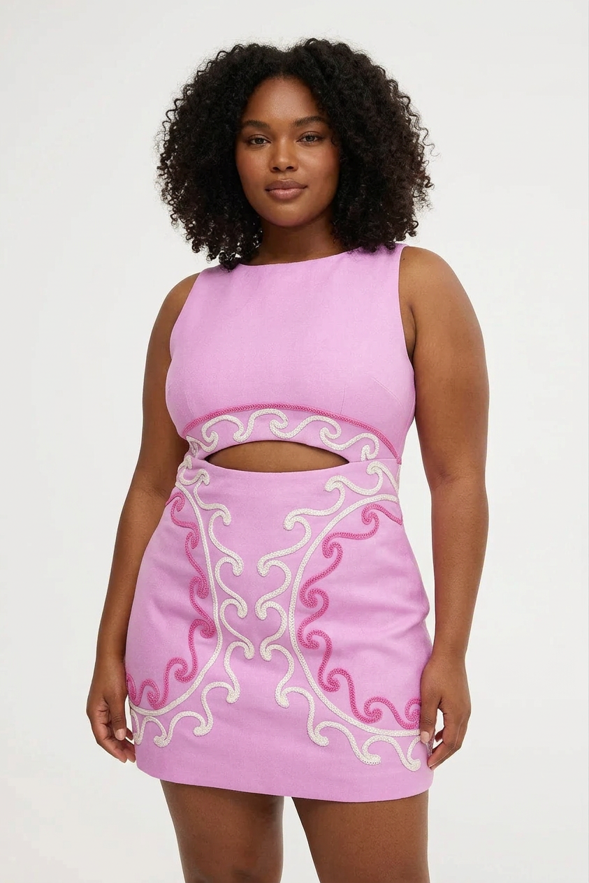Desideria | Mini Dress - Plus size model