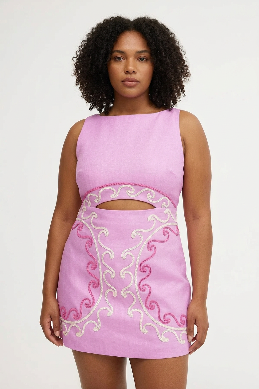 Desideria | Mini Dress - Plus size model