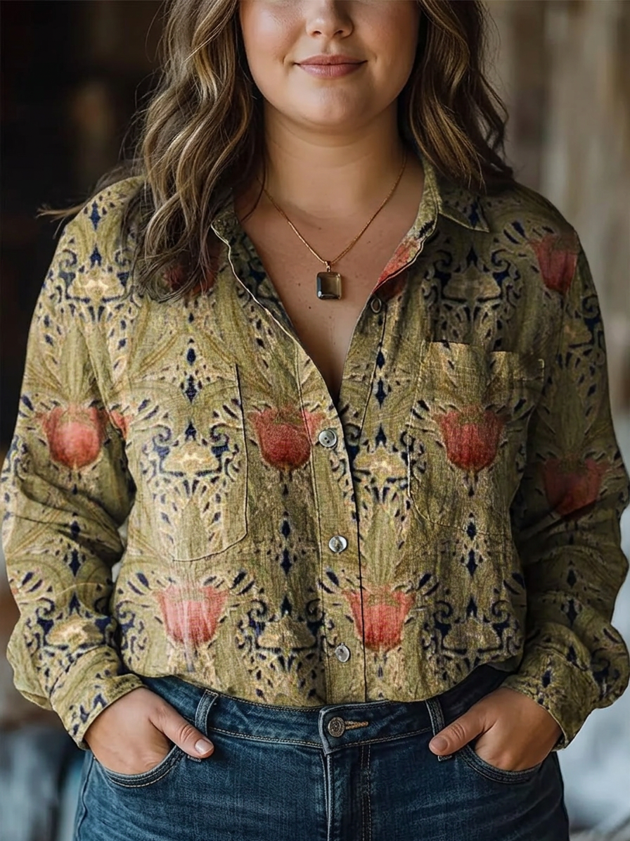 Nova | Vintage Art Print Casual Long Sleeve - Plus size model