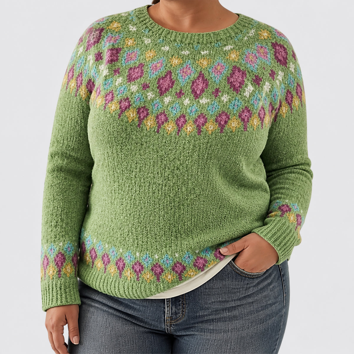 Sandra - Retro Scandinavian knitted sweater - Plus size model