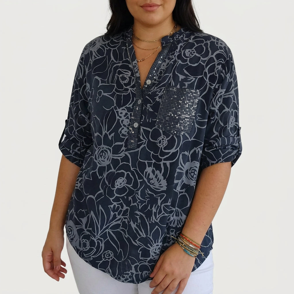 Rhezlynn | Sophisticated Blouse - Plus size model