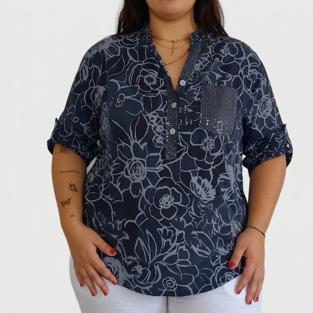 Rhezlynn | Sophisticated Blouse - Plus size model