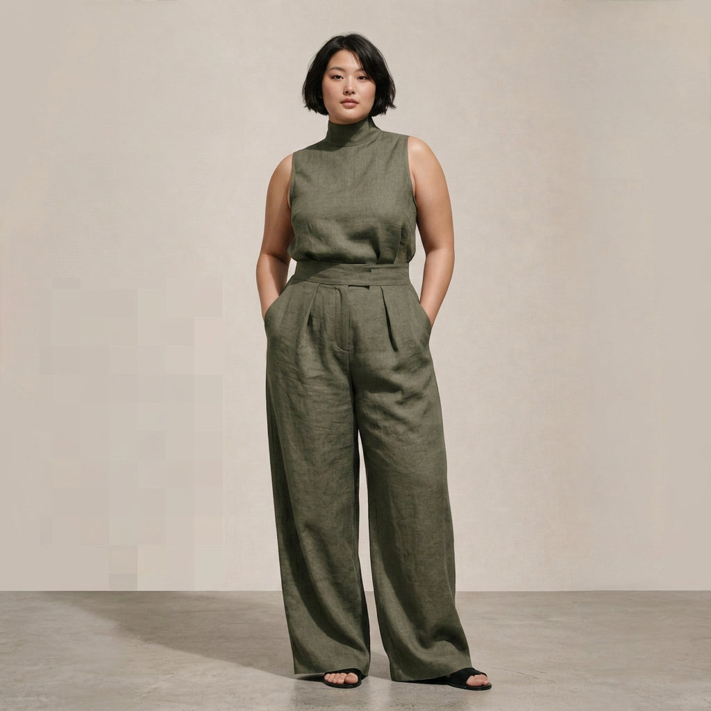 Elisa | Elegant Jumpsuit with High Waist - Plus size model