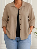 Kathleen | Boxy Crinkle-Weave Open Shirt - Plus size model