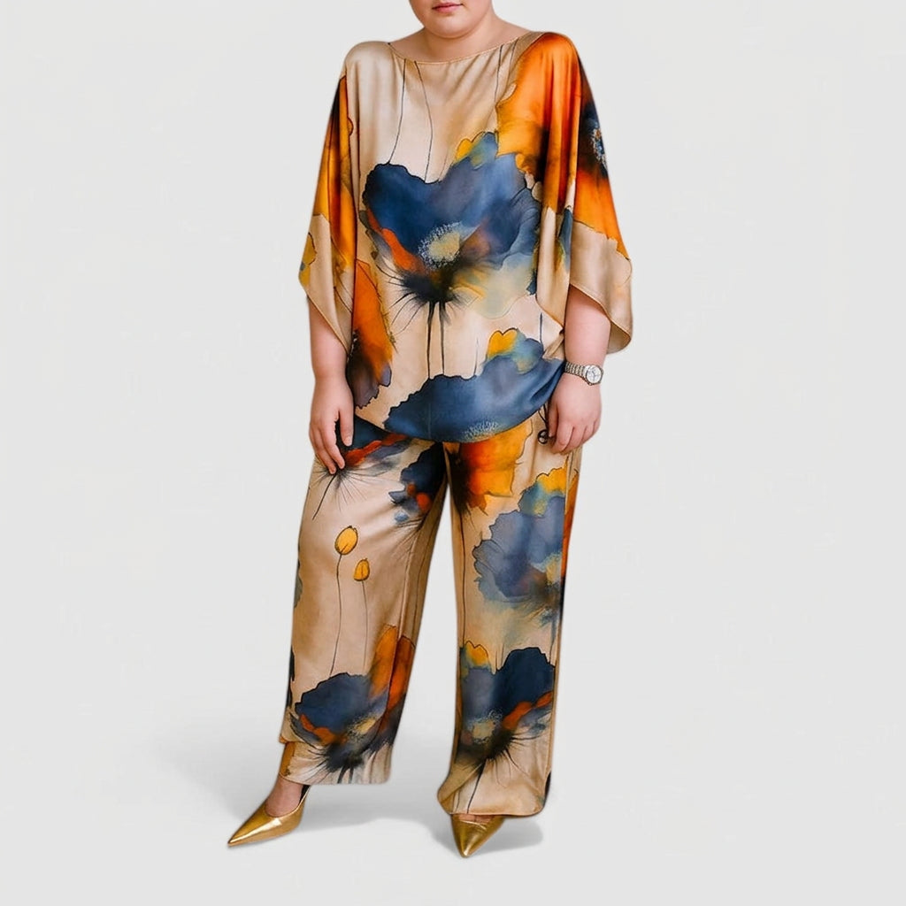 Monica™ | Elegant Two-Piece Set - Plus size model